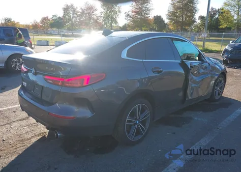 2021 BMW 228I Gran Coupe xDrive z USA, uszkodzony, nr VIN WBA73AK08M7H61171